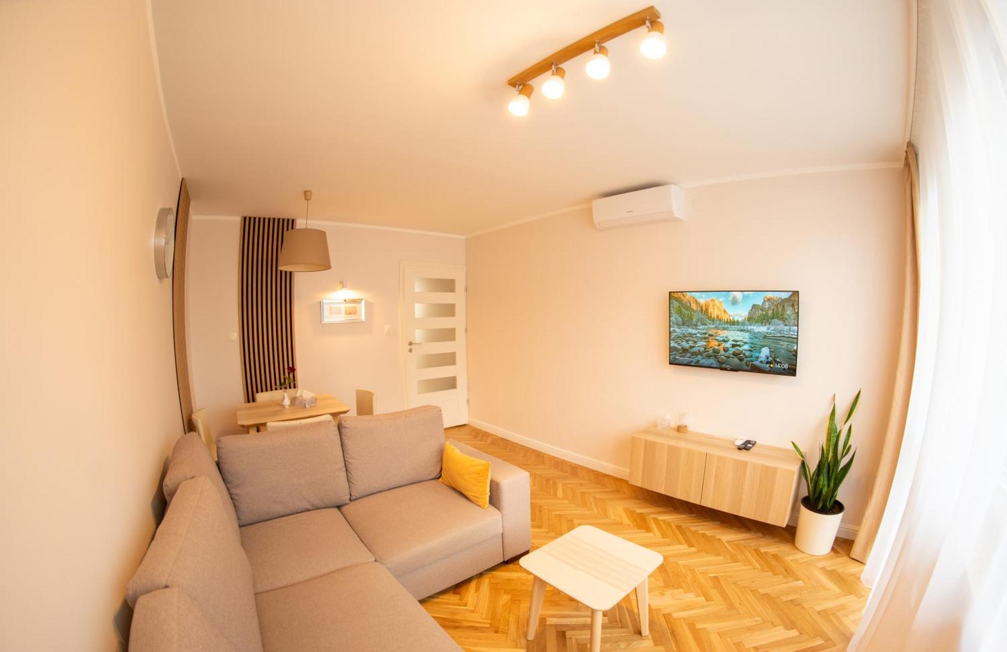 Apartament Gold 61 Varsavia Esterno foto